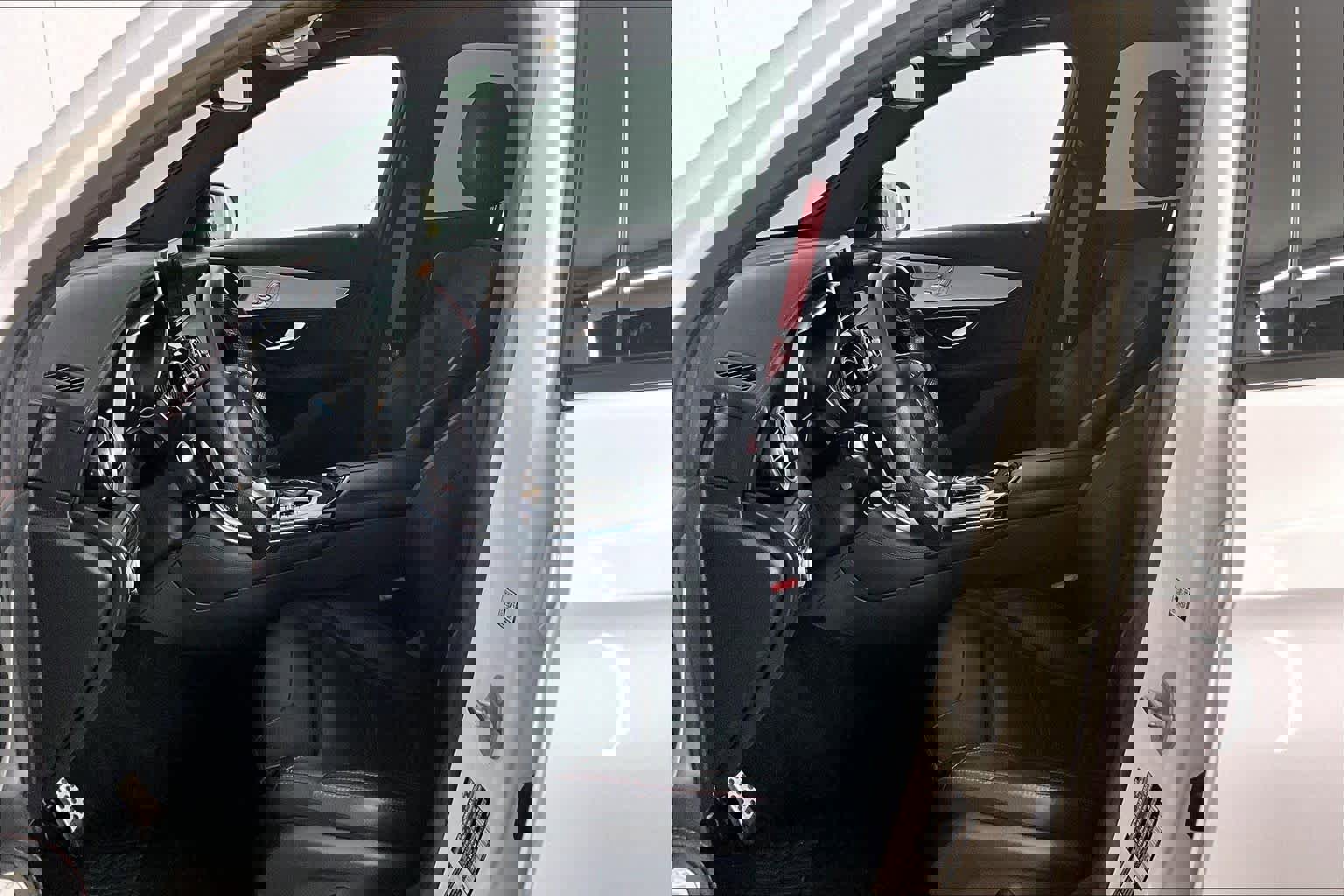 Used 2017 Mercedes-Benz GLC 43 AMG 4MATIC image 9