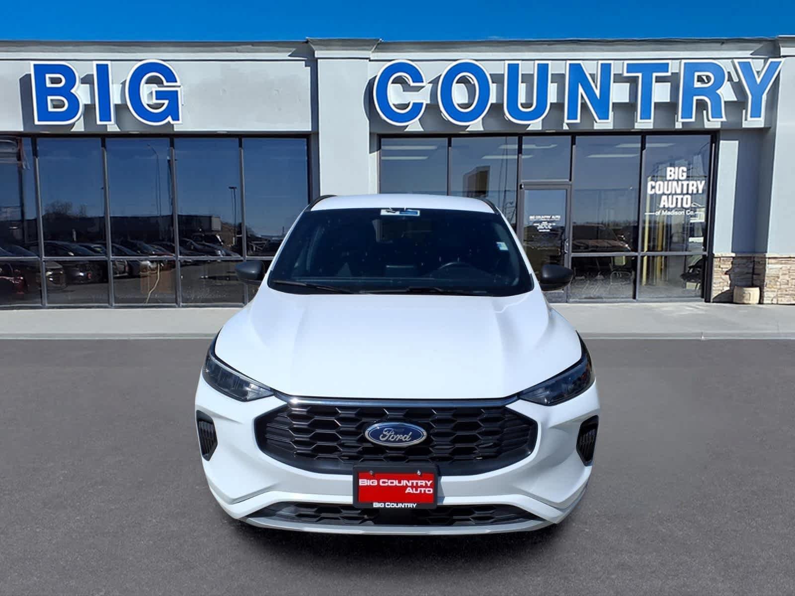 Used 2023 Ford Escape ST-Line AWD/4WD image 2