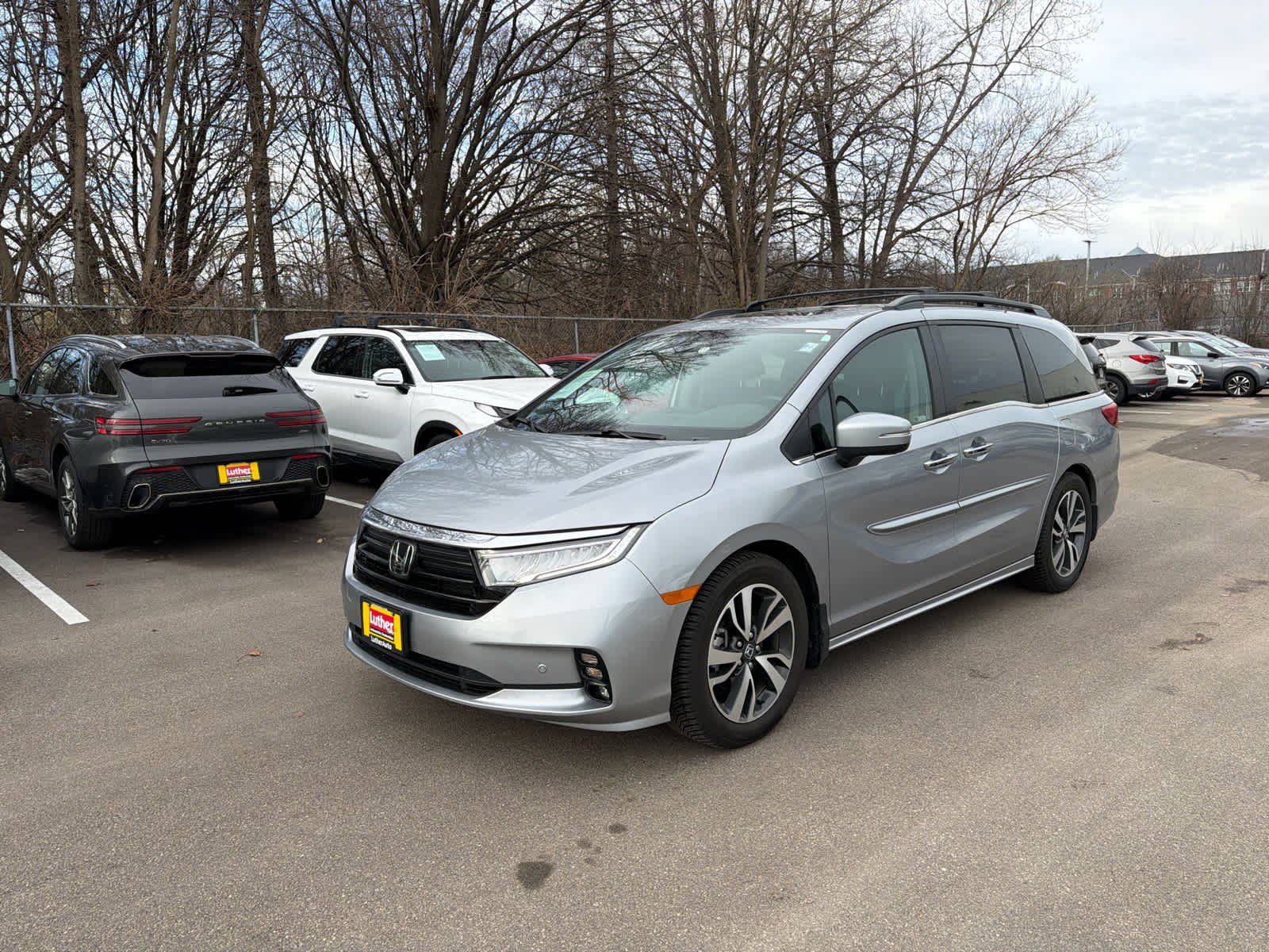 Used 2023 Honda Odyssey Touring image 4