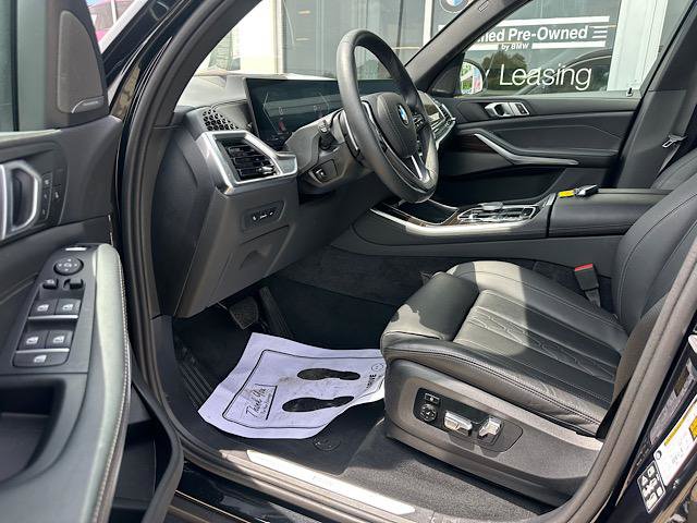 Certified 2024 BMW X5 xDrive40i w/ Premium Package AWD/4WD image 13