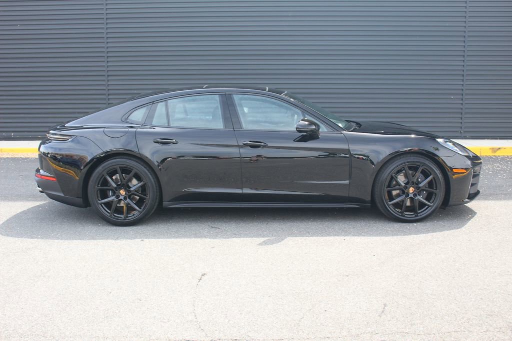 New 2026 Porsche Panamera 4 image 9