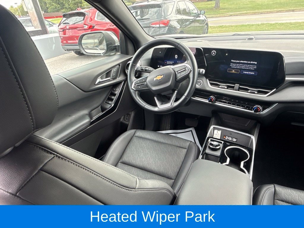 Used 2026 Chevrolet Equinox LT w/ Convenience Package II FWD image 17