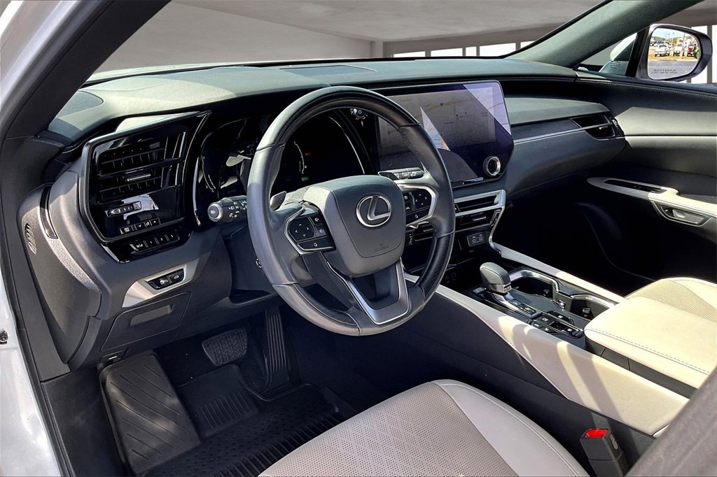 Used 2024 Lexus RX 350 w/ Technology Package image 14