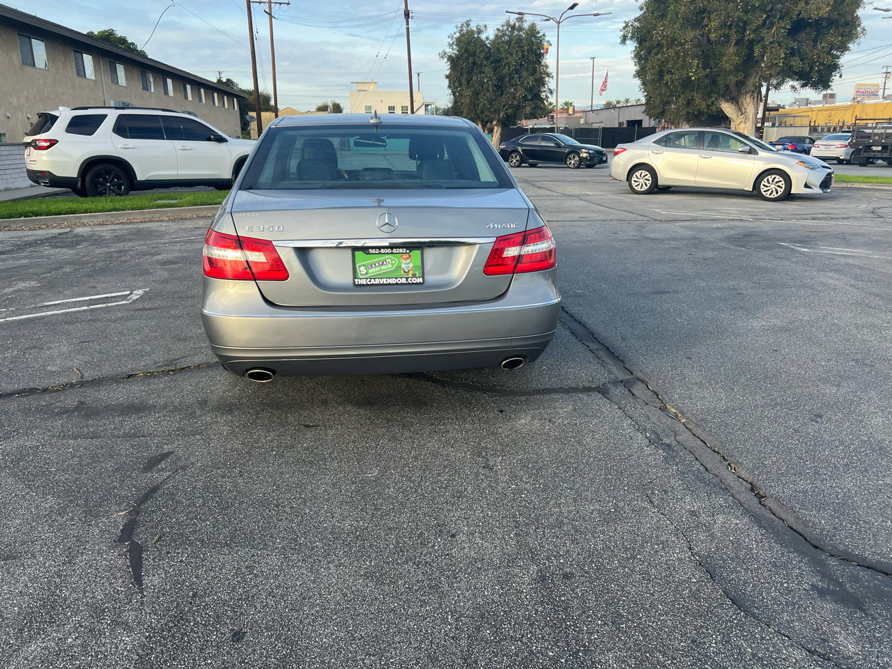 Used 2012 Mercedes-Benz E 350 4MATIC Sedan image 4