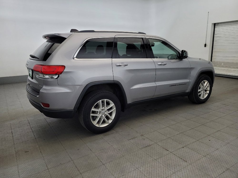 Used 2017 Jeep Grand Cherokee Laredo w/ Quick Order Package 23E AWD/4WD image 10