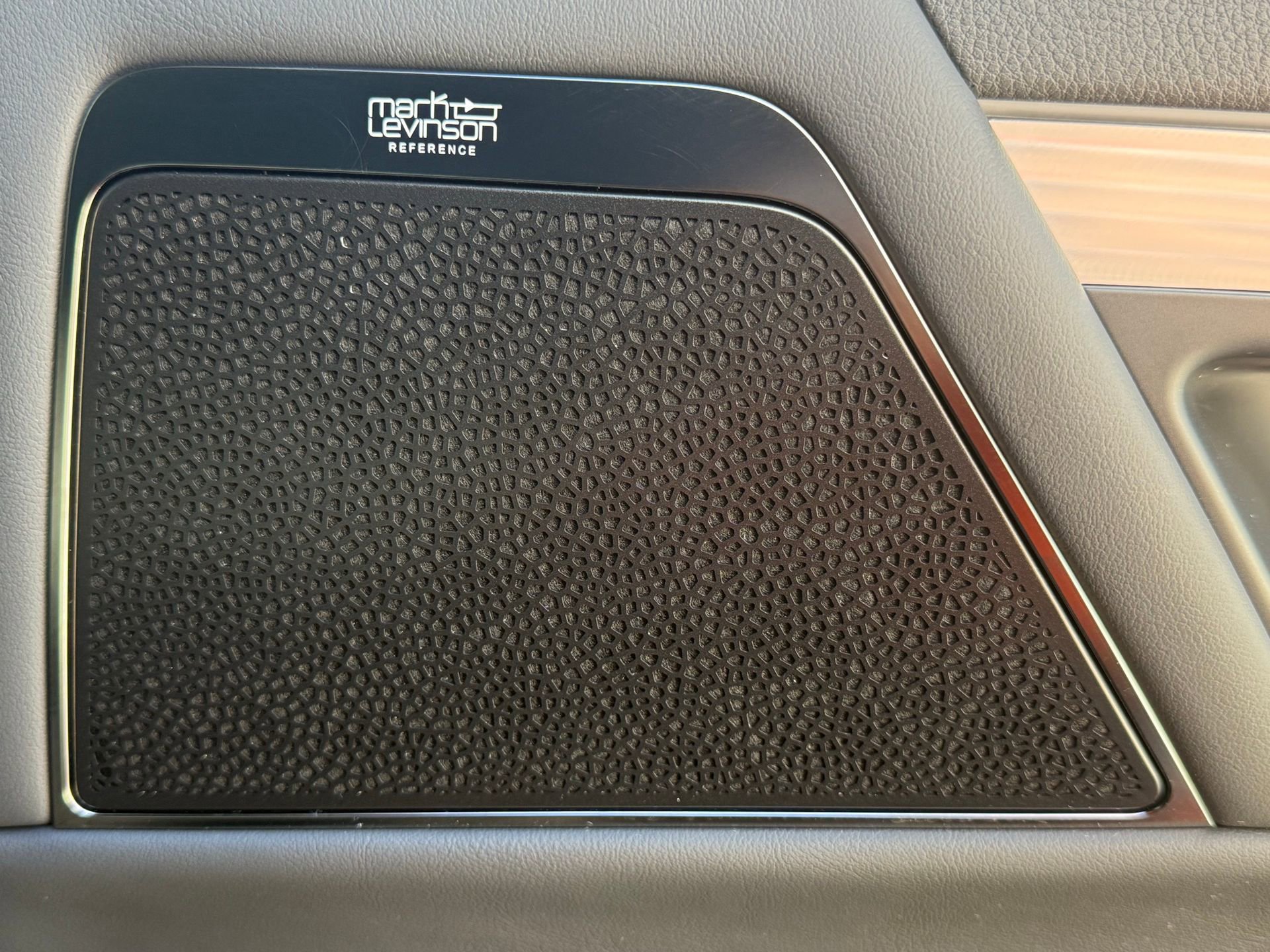 Used 2024 Lexus LX 600 F Sport image 22