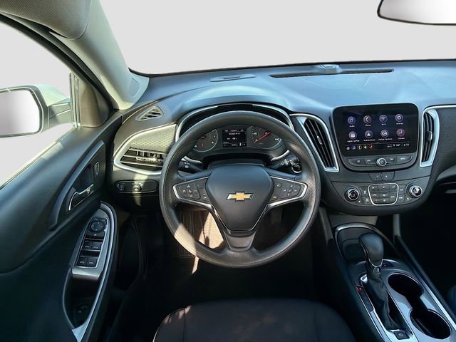 Used 2024 Chevrolet Malibu LT FWD image 16