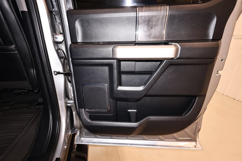 Used 2021 Ford F350 Lariat AWD/4WD image 16