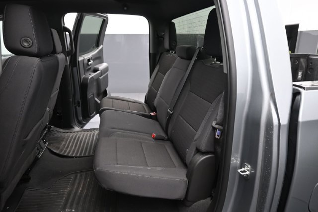 Used 2024 Chevrolet Silverado 1500 Custom w/ Turbomax Blackout Package AWD/4WD image 10