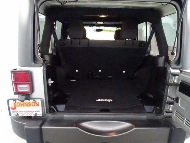 Used 2017 Jeep Wrangler Unlimited Sport image 17