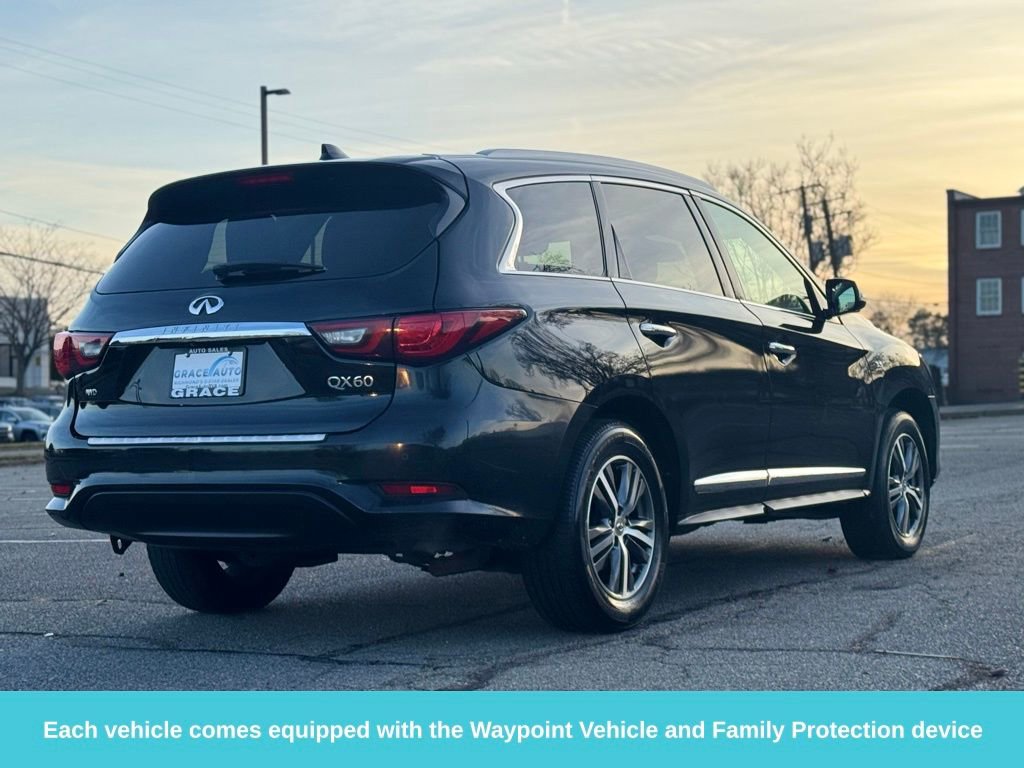 Used 2020 INFINITI QX60 Luxe w/ Essential Package image 8