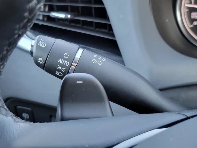 Used 2024 Buick Enclave Essence w/ Trailering Package, 5000 lbs. AWD/4WD image 20