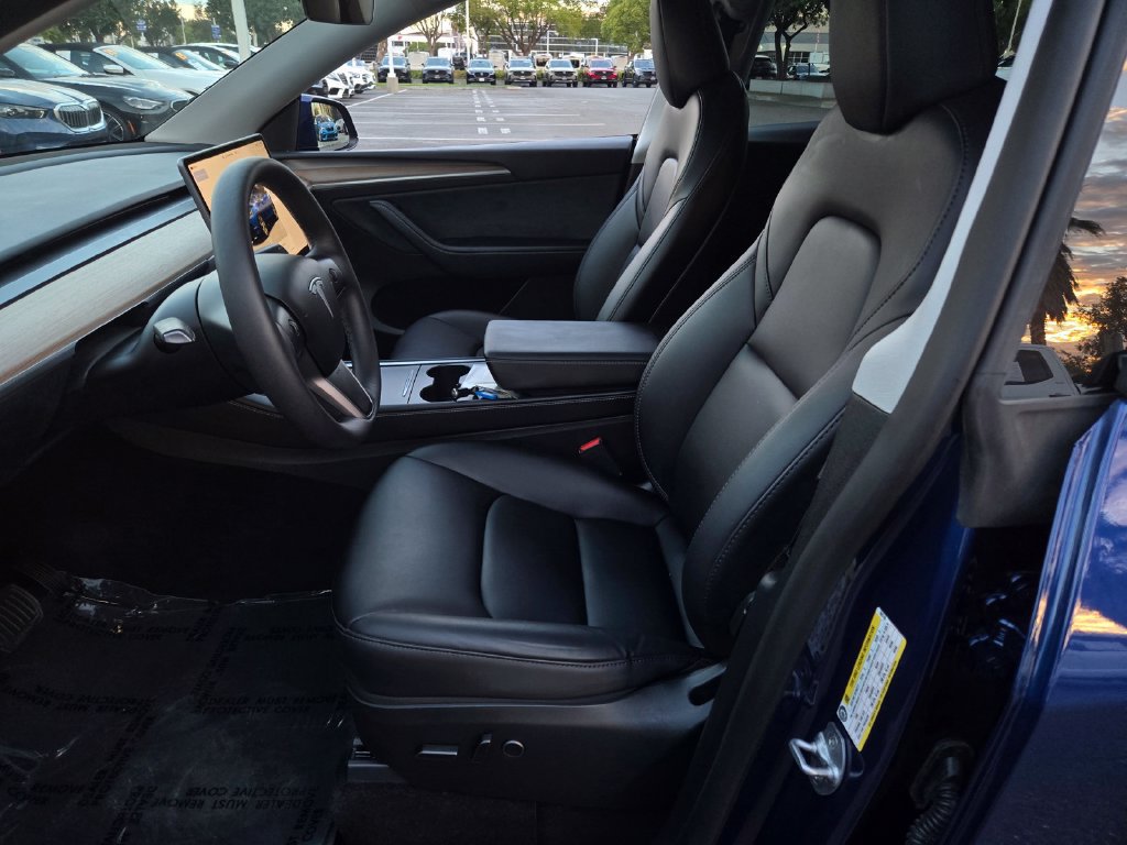 Used 2024 Tesla Model Y Long Range AWD/4WD image 15