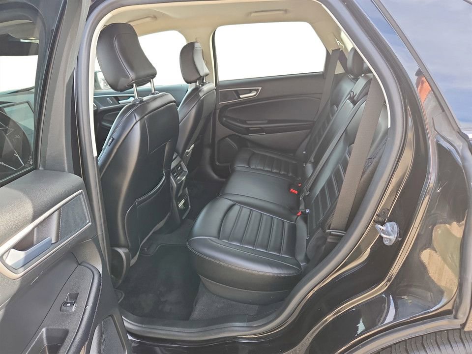 Used 2023 Ford Edge SEL AWD/4WD image 30