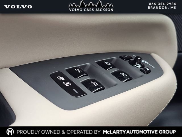 New 2026 Volvo XC90 B6 Plus w/ Protection Package Premier image 16