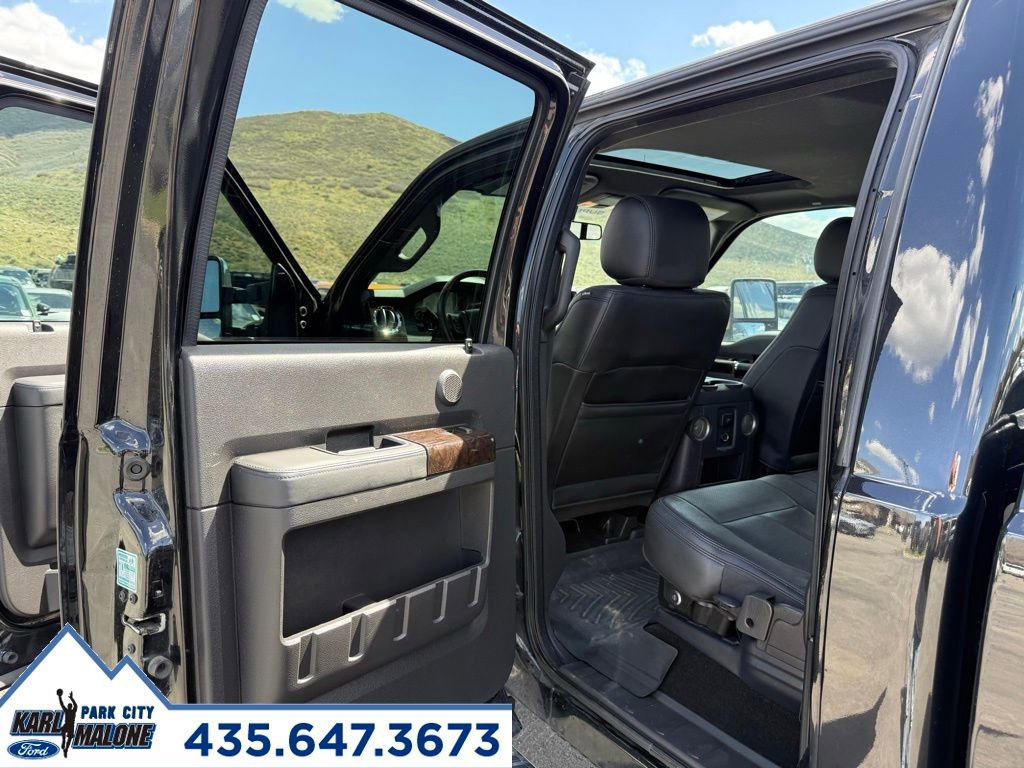 Used 2015 Ford F350 Platinum w/ FX4 Off-Road Package AWD/4WD image 30