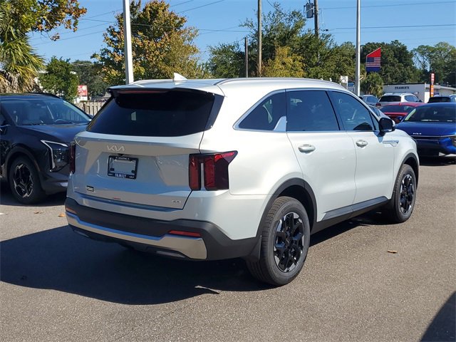 New 2026 Kia Sorento S image 6