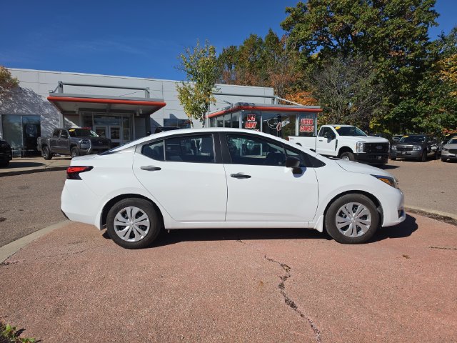 Used 2025 Nissan Versa S w/ Trunk Package FWD image 6