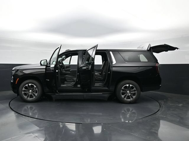 New 2026 Chevrolet Suburban LT w/ Comfort Package AWD/4WD image 59