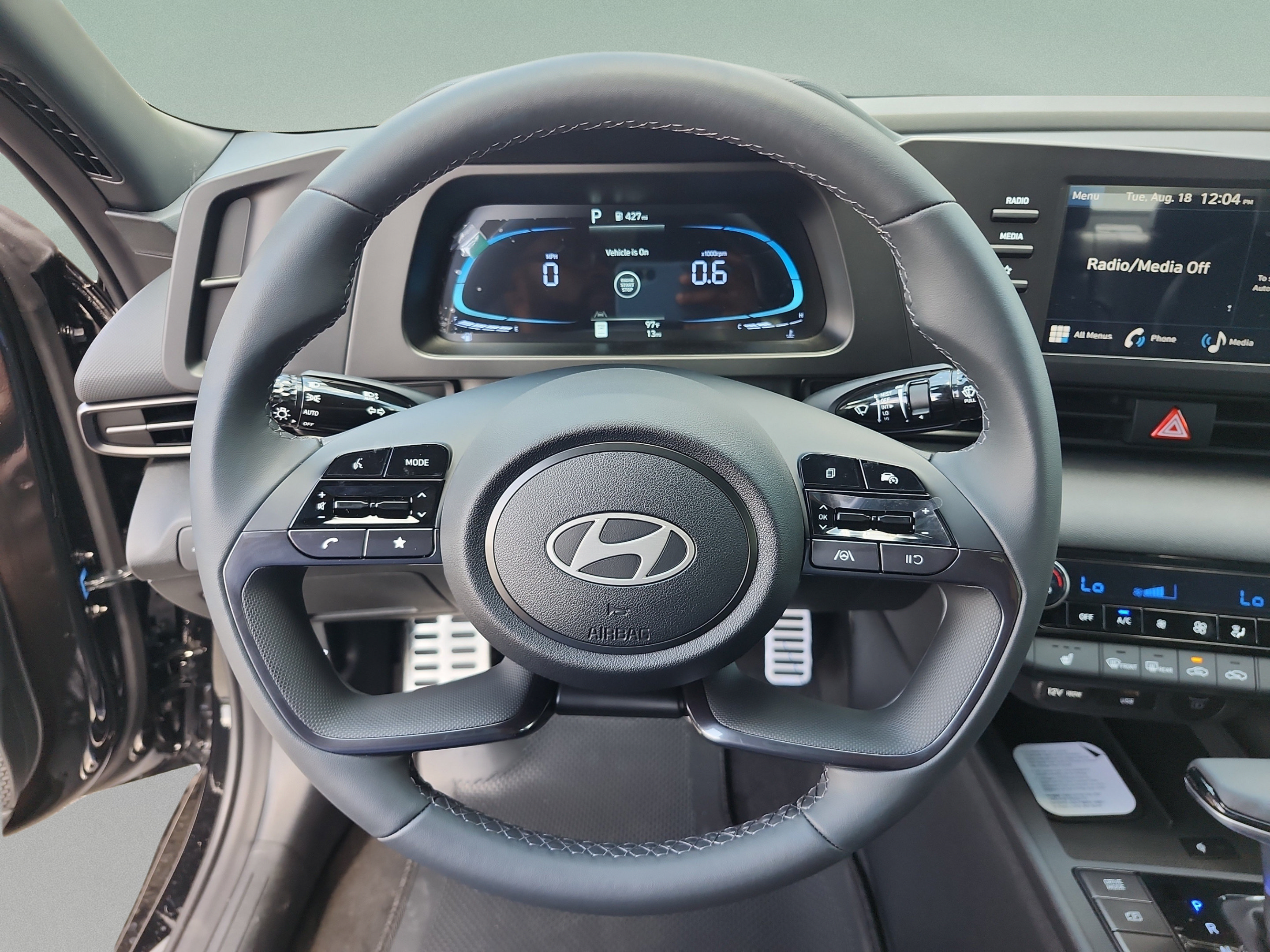 New 2026 Hyundai Elantra SEL Sport FWD image 9
