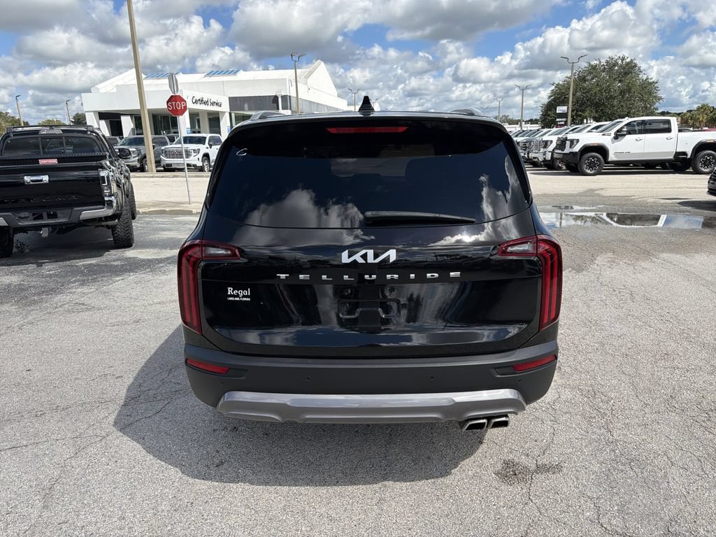 Used 2022 Kia Telluride EX FWD image 5
