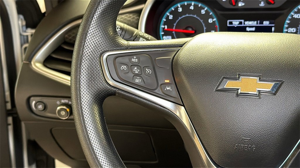 Used 2025 Chevrolet Malibu LT image 19