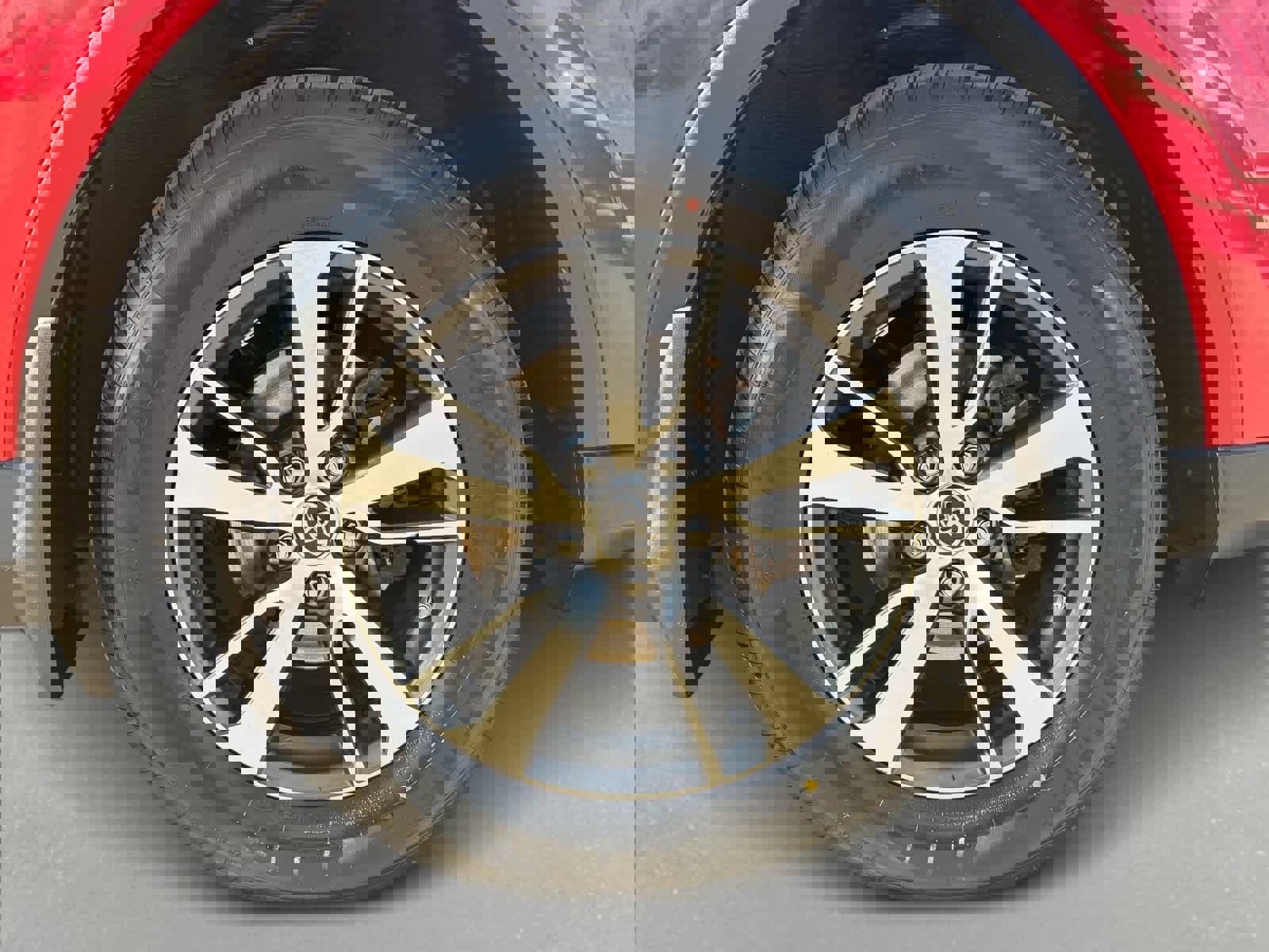 Used 2017 Toyota RAV4 XLE image 9