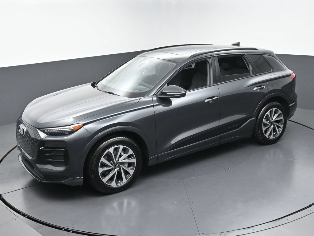 Used 2025 Audi Q6 e-tron Prestige w/ Black Warm Weather Package AWD/4WD image 39