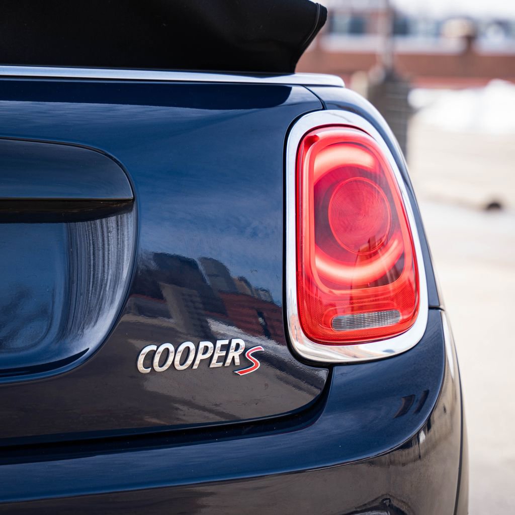 Used 2018 MINI Cooper S image 6