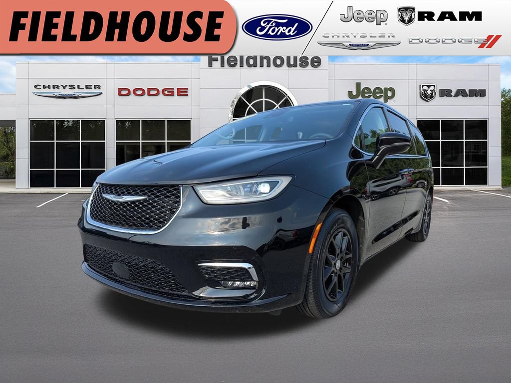 Used 2024 Chrysler Pacifica Touring-L