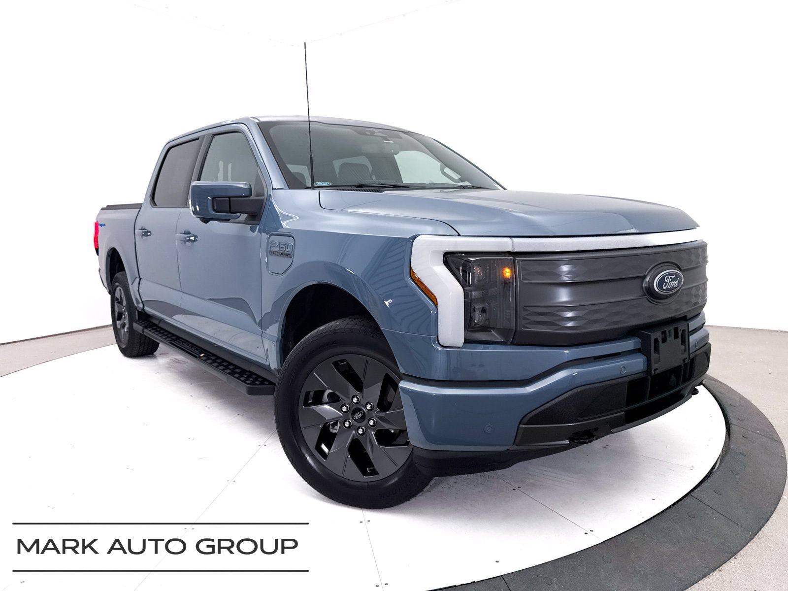 Used 2023 Ford F150 Lightning Lariat AWD/4WD video 1