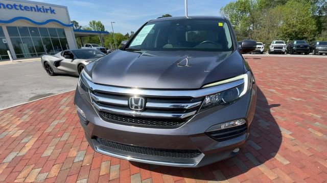 Used 2017 Honda Pilot Elite image 4