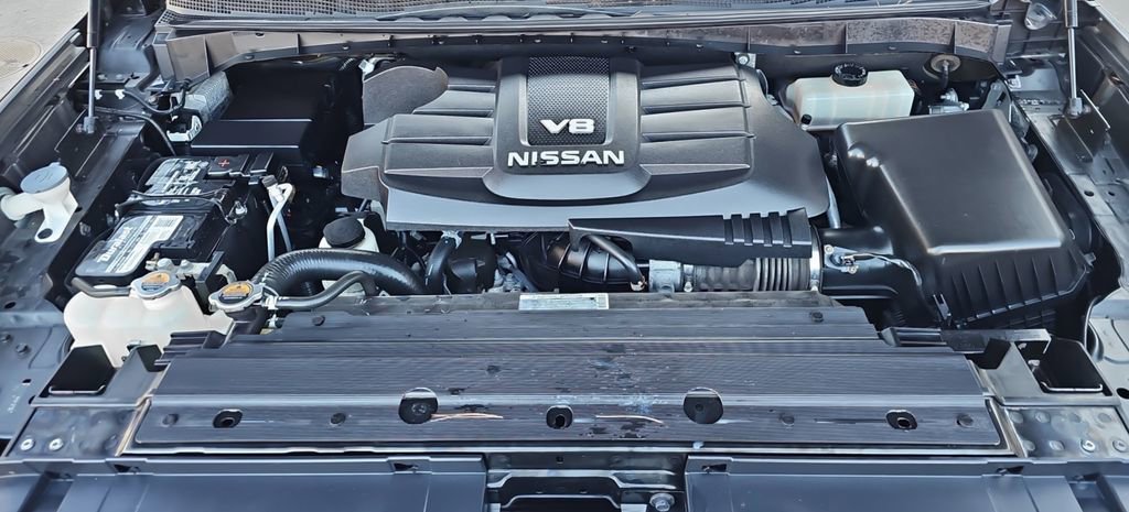 Used 2018 Nissan Titan Platinum Reserve w/ Platinum Utility Package image 34