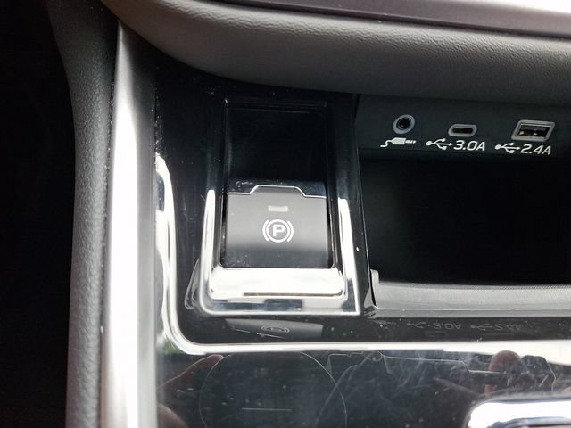 Used 2023 Subaru Outback Onyx Edition AWD/4WD image 37