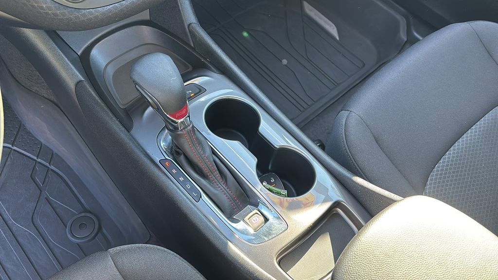 Used 2024 Chevrolet Malibu RS image 21