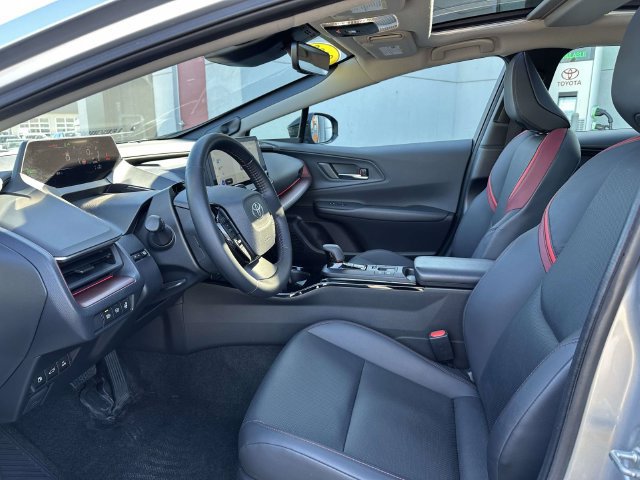 Used 2023 Toyota Prius Prime Premium FWD image 18