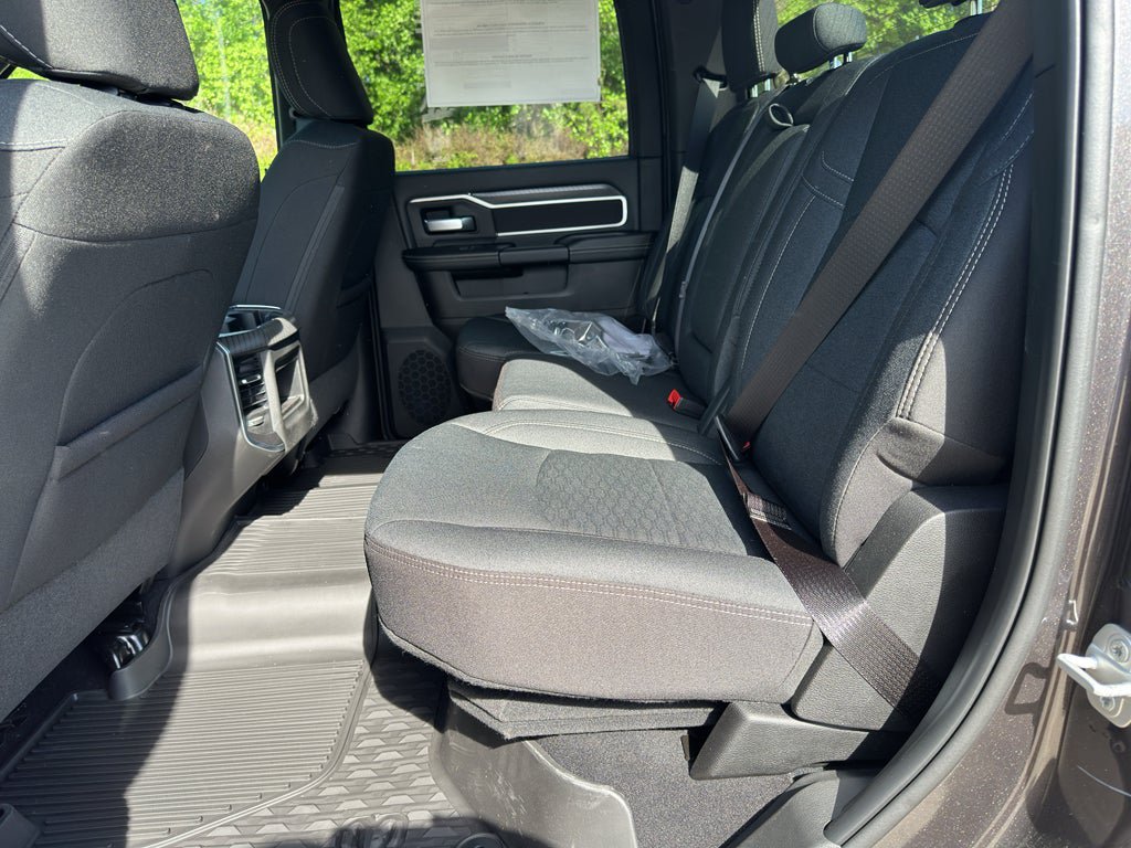 New 2026 RAM 2500 Big Horn AWD/4WD image 22