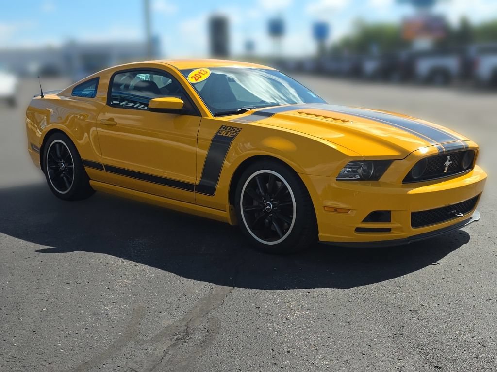 Used 2013 Ford Mustang Boss 302 RWD image 4