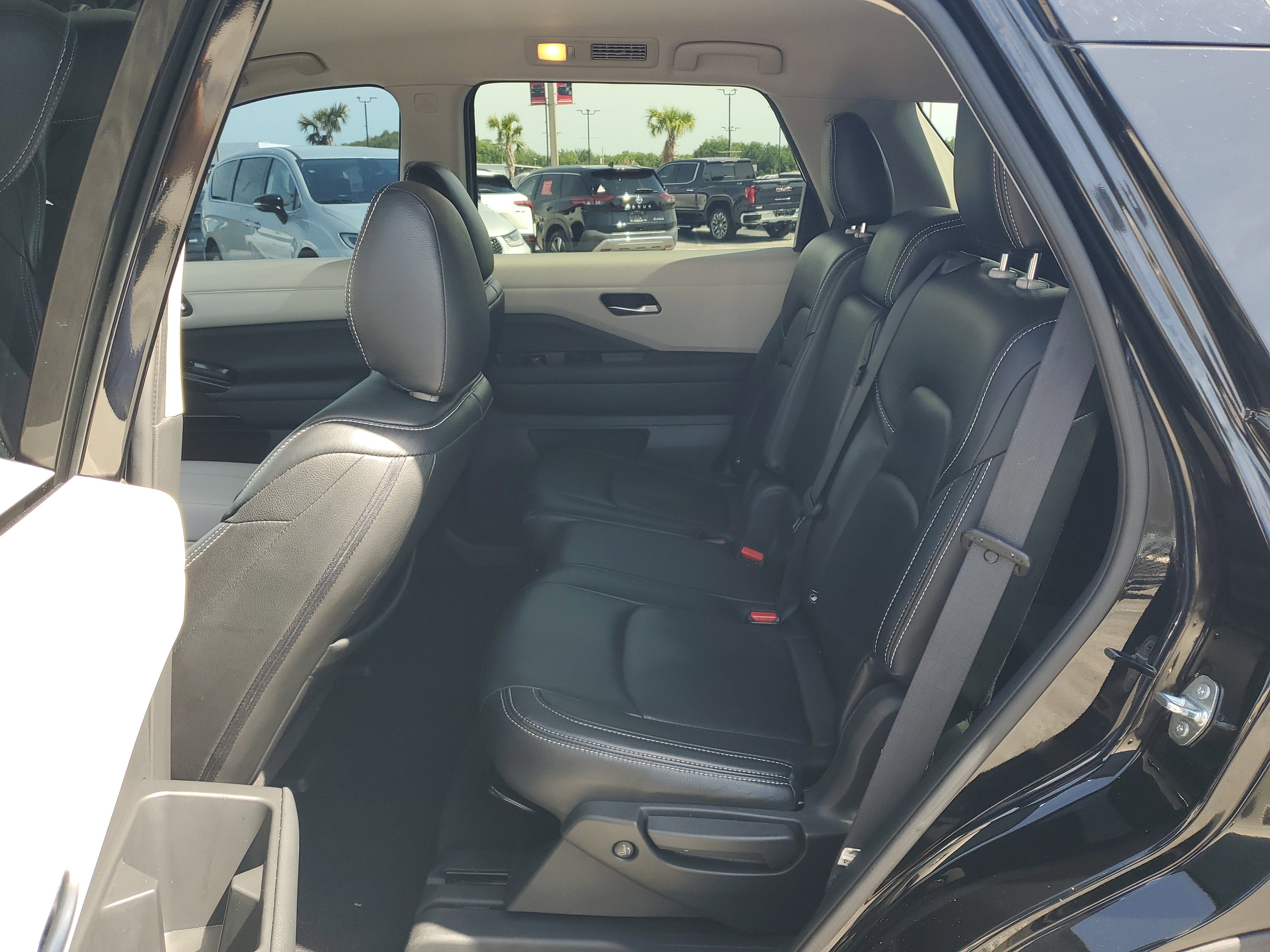 Certified 2022 Nissan Pathfinder SV FWD image 15