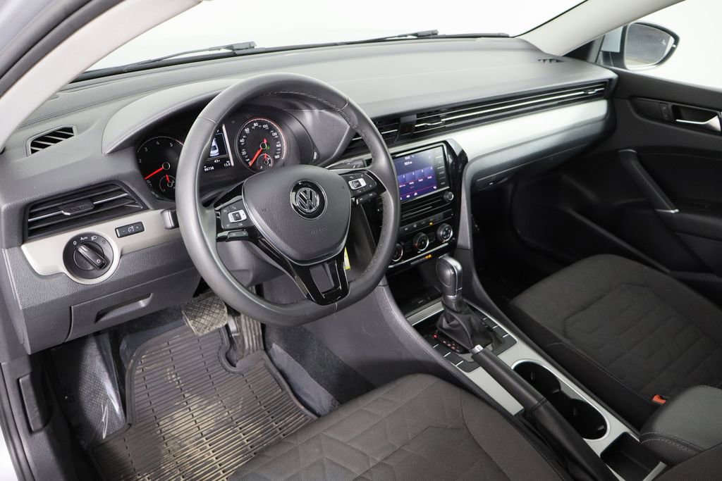 Used 2021 Volkswagen Passat 2.0T S image 25