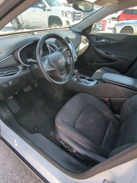 Used 2020 Chevrolet Malibu RS image 18