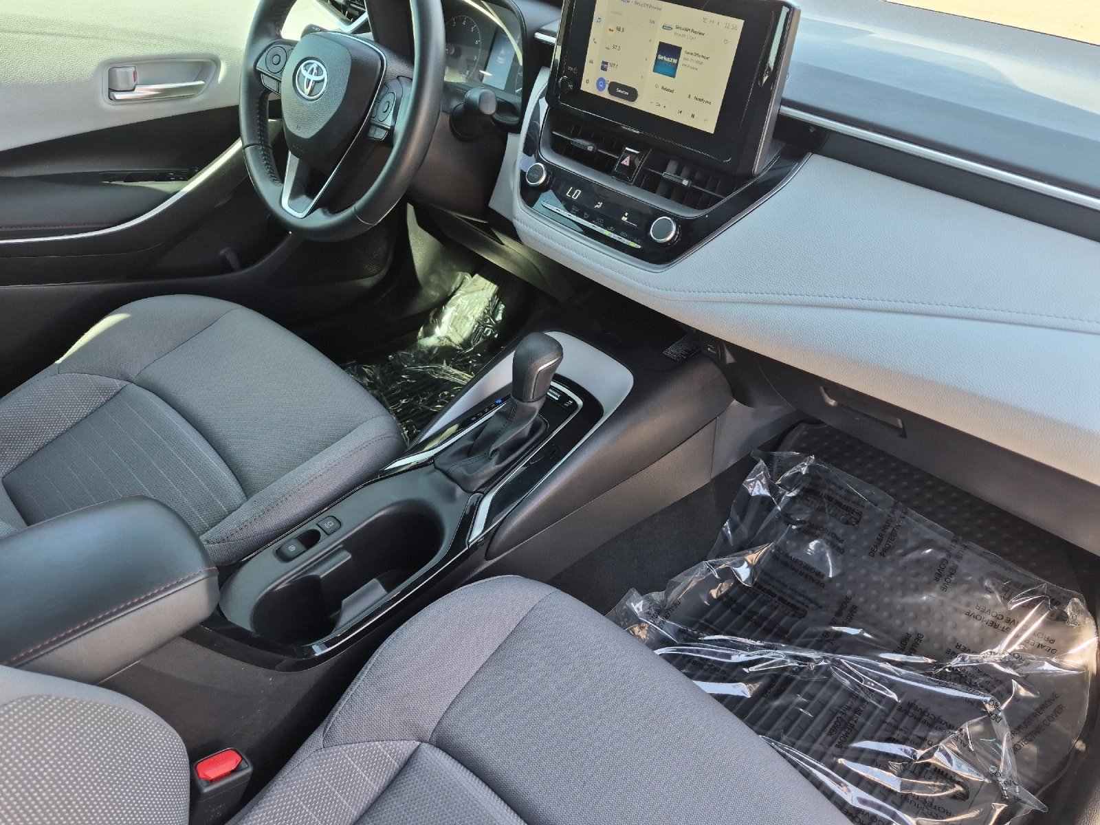 Used 2024 Toyota Corolla SE w/ SE Premium Package FWD image 14