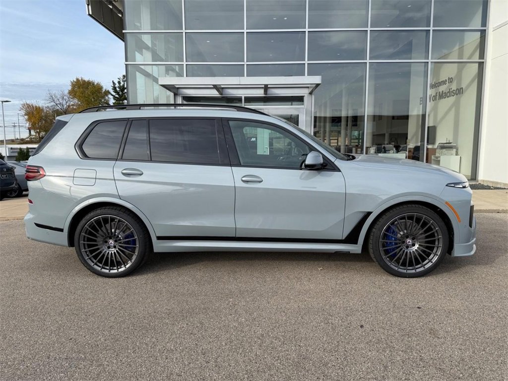 New 2026 BMW ALPINA XB7 image 2
