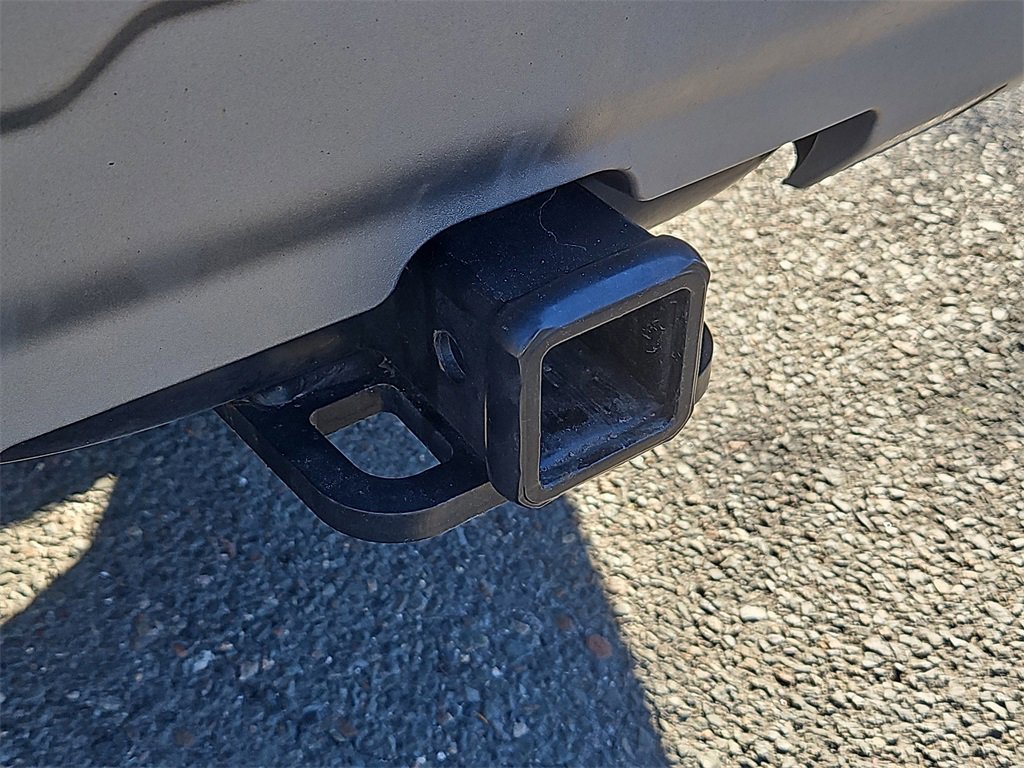 Used 2024 Honda Pilot Touring image 23