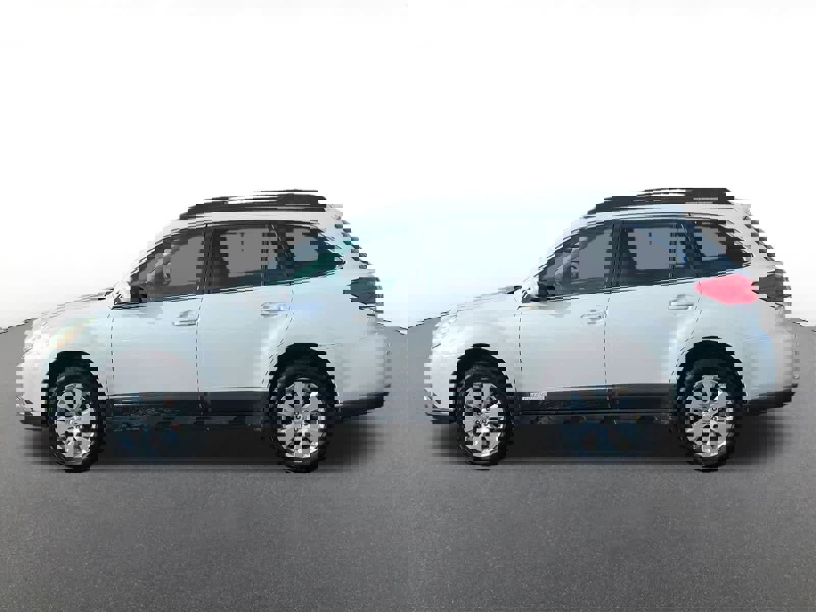 Used 2011 Subaru Outback 2.5i Premium image 3