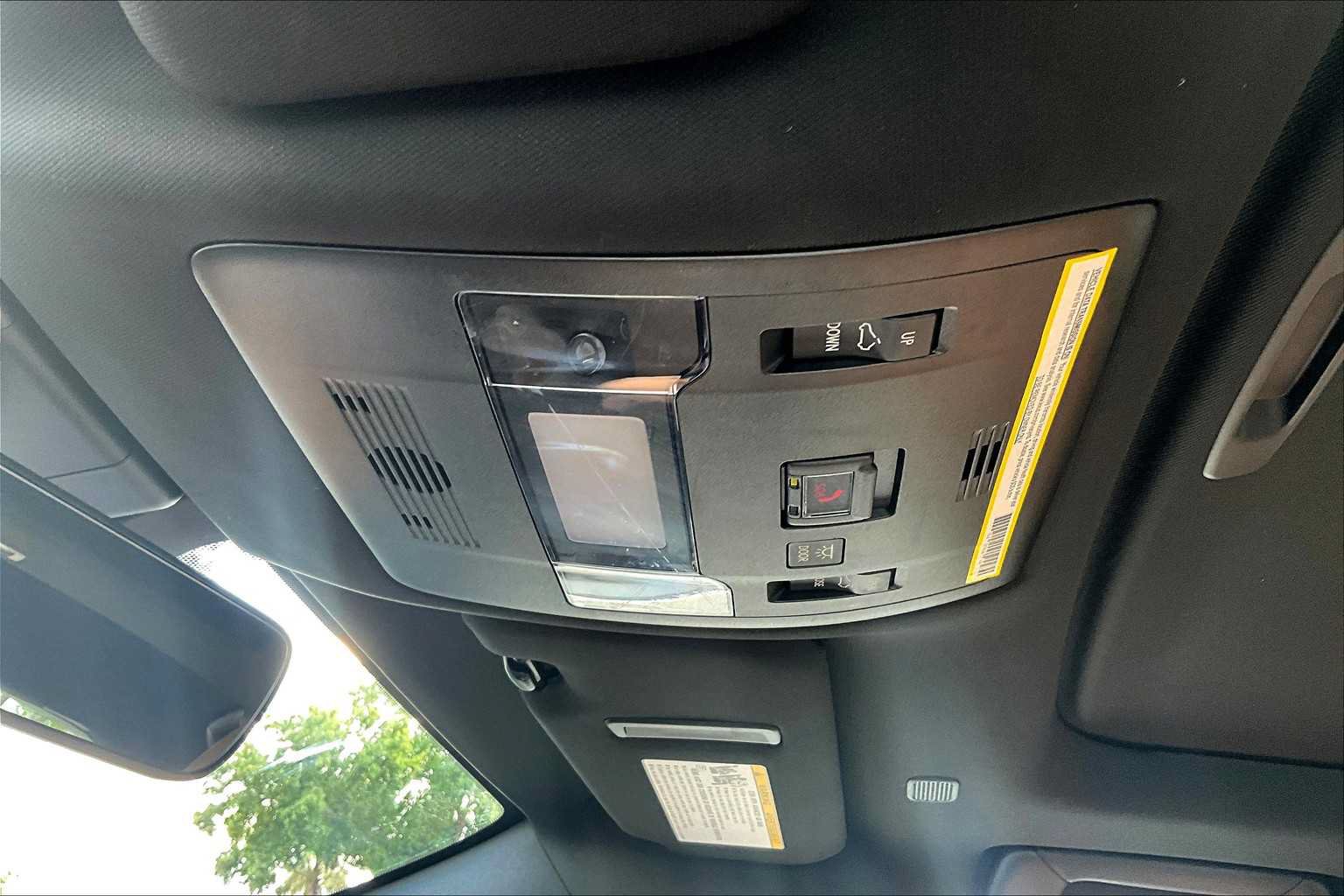 Used 2023 Lexus UX 250h AWD w/ Accessory Package (Z1) image 33