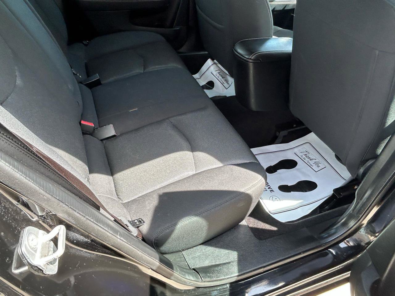 Used 2013 Dodge Avenger SE w/ Blacktop Pkg FWD image 11