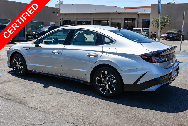 Certified 2025 Hyundai Sonata SEL FWD image 4