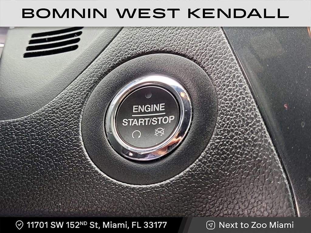 Used 2018 Ford Explorer XLT w/ Equipment Group 202A image 13