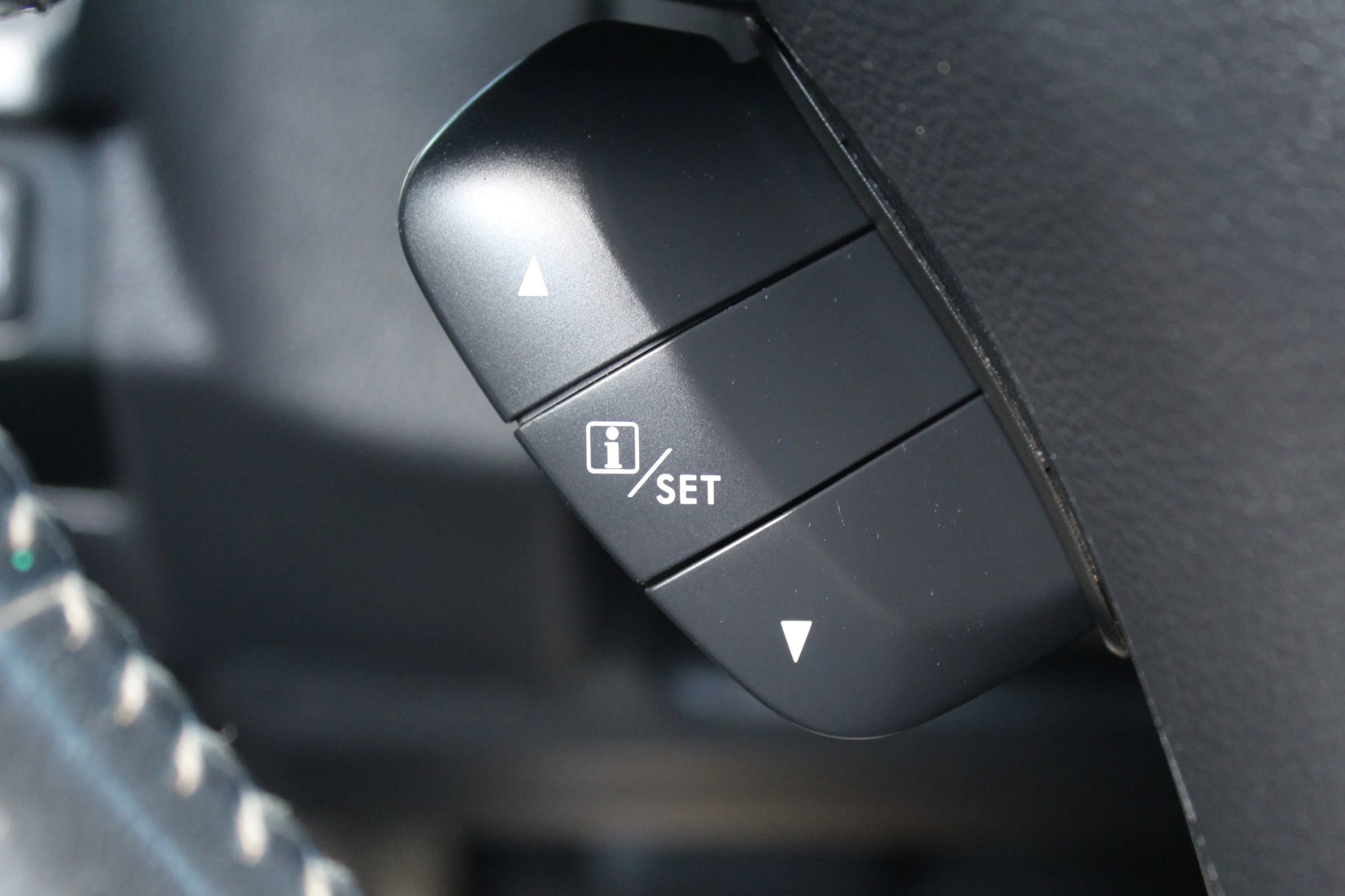 Used 2016 Subaru Forester 2.5i Limited image 26